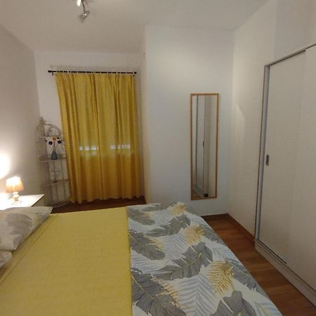 Apartmani Lucica 耶泽拉 外观 照片
