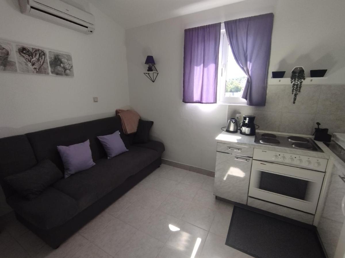 Apartmani Lucica 耶泽拉 外观 照片