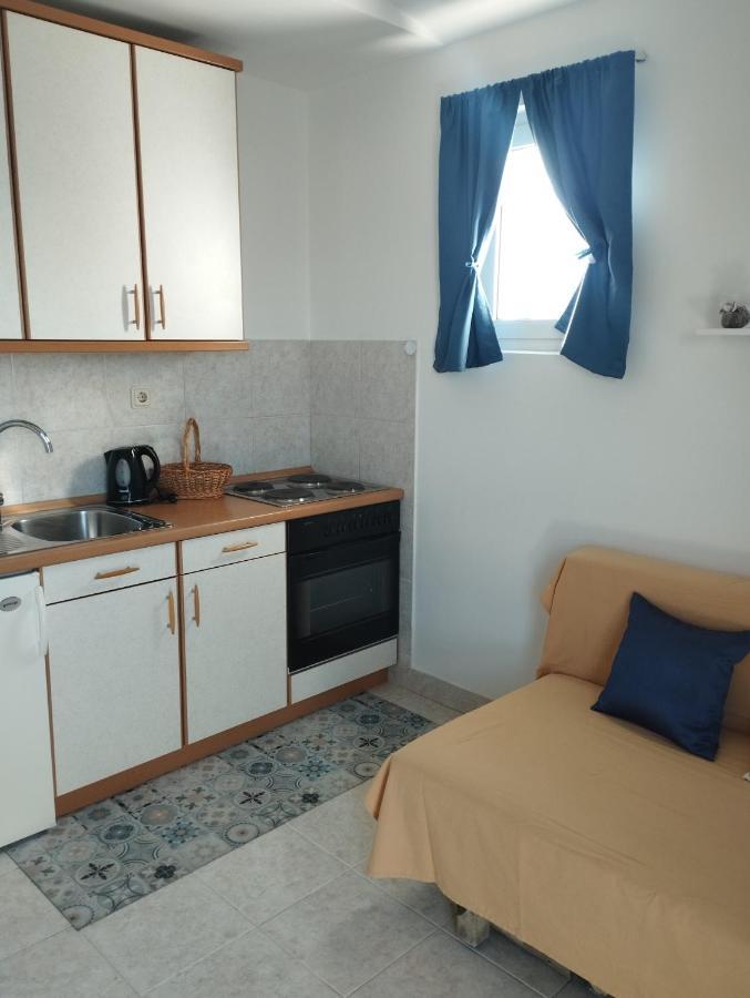 Apartmani Lucica 耶泽拉 外观 照片